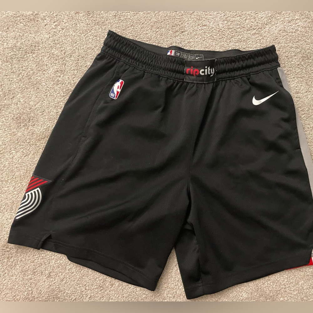 Nike Portland Trailblazers Icon Edition Swingman Dri-fit basketball shorts